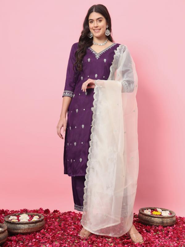 VP 9530 P Silk Blend Kurta and Trouser Set with Organza Dupatta
